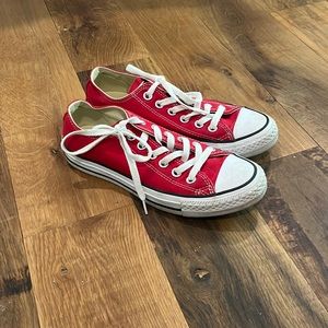 Red Low Top Barely Worn Converse